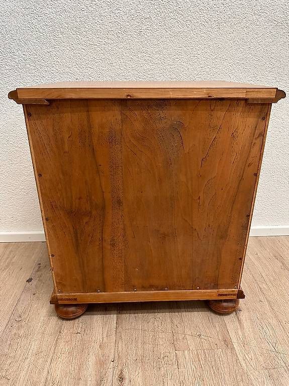 Comodini: Vintage Nachttisch im Biedermeier Stil – Usato da Obernau venduto da Arche_Noah_Brocki 7