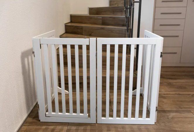 Hunde-Absperrgitter 4-teilig weiss, mit Tür 2