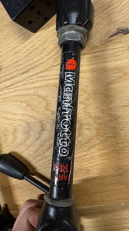 Manfrotto Wandhalterungen: Studio Grip Set: 2x Manfrotto Magic Arms & 5x Flexarme & Kl. – Gebraucht aus Oberwil BL von JoelCartier 1