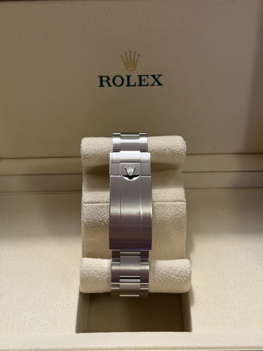 Rolex Montres: Rolex Submariner Date 2025 Fullset – D'occasion à Glattpark(Opfikon) par Sonnenzeit99 3