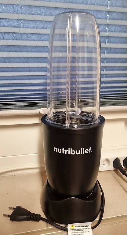Nutribullet Küchengeräte: Nutribullet 900W matt schwarz – Gebraucht aus Zürich von Sarafin