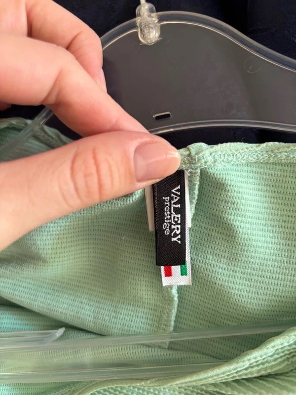 Kleider: Valery Prestige Kleid Grösse M – Gebraucht aus Rafz von mar_j7dl 2