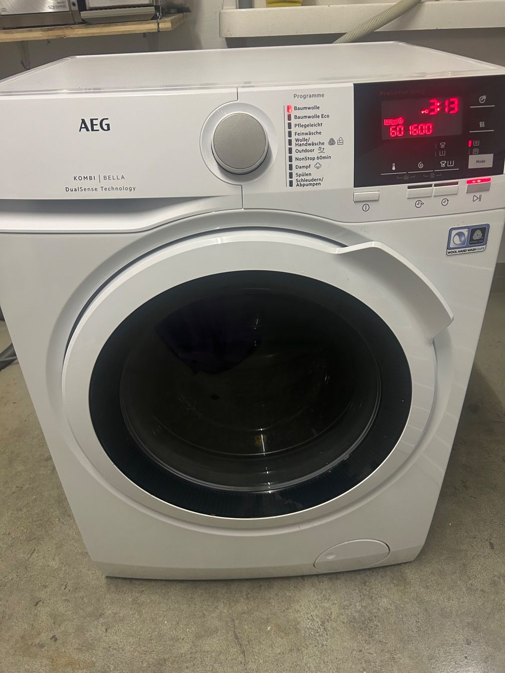 AEG Lavatrici: Waschmaschine AEG – Usato da Zürich venduto da Barca10