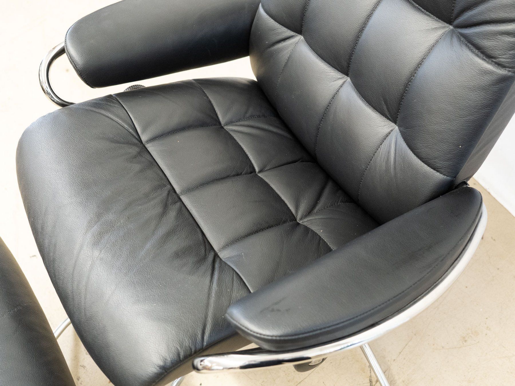 Stressless Poltrone: Stressless London Sessel mit Hocker schwarz Ref. 06/31 – Usato da Au ZH venduto da BrockiAu 6