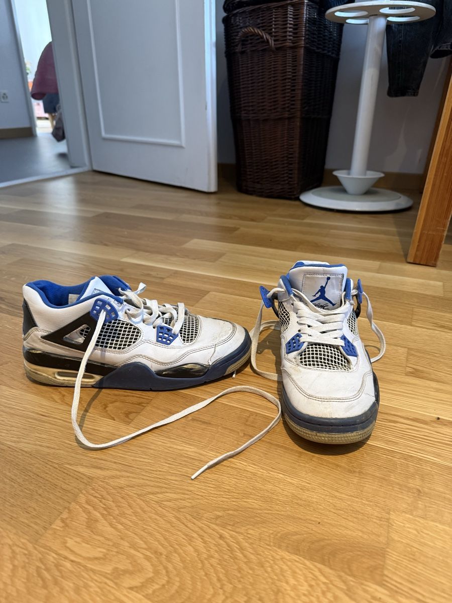 Jordan Scarpe da uomo: Air Jordan 4 Retro – Usato da Biel/Bienne venduto da Husseinsheikho 4