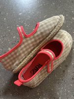 Tolle Zara Sommerschuhe Gr. 27