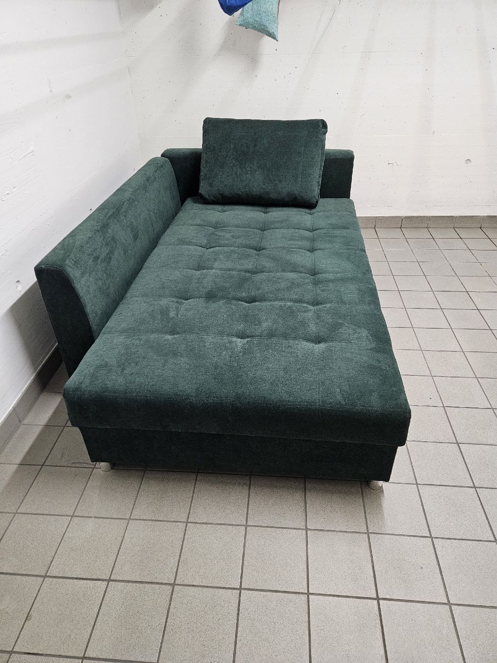 Sofas: Grünes Sofa – Gebraucht aus Stäfa von Stom