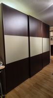 Kleiderschrank