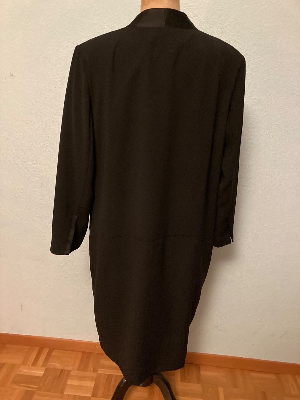 Vestiti: Robe noire doublée 42 (16uk) – Usato da Genève venduto da ct_fqr8 2