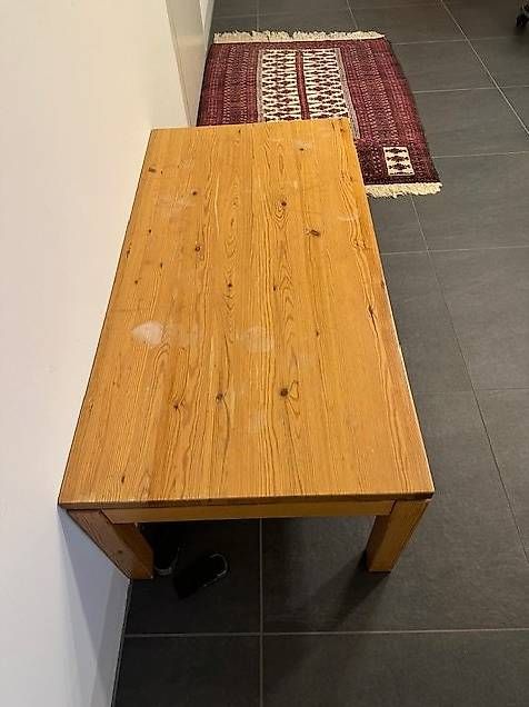 Tables: Stubentisch aus schönem Holz – D'occasion à Aarau par vio_lrn7 1