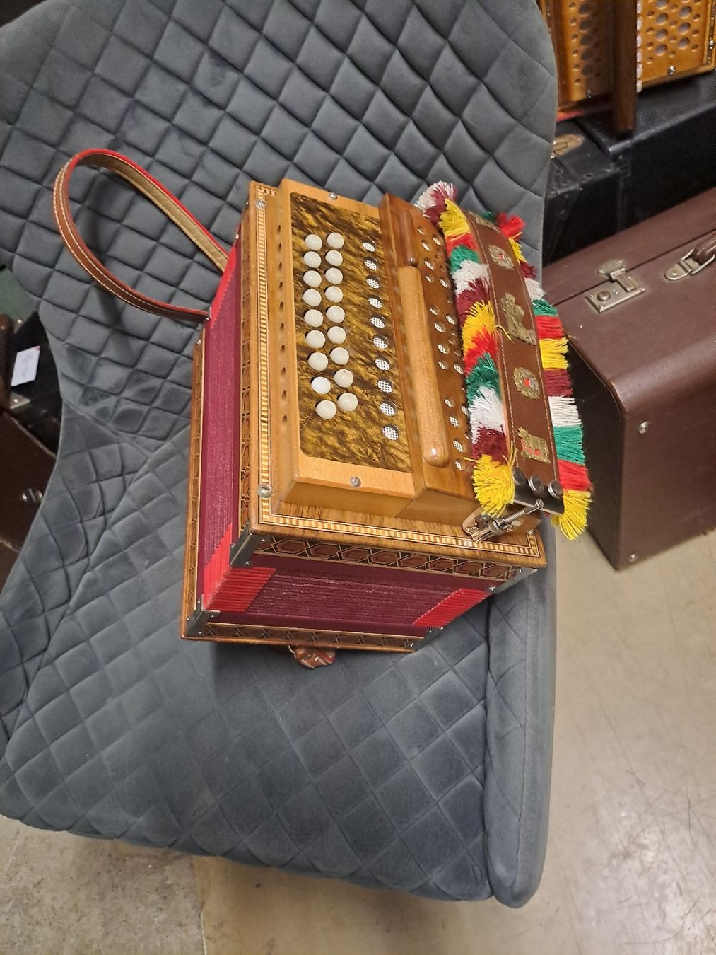 Musikinstrumente: zanin orgeli ton A  – Gebraucht aus Villeneuve von BibiVintage 6