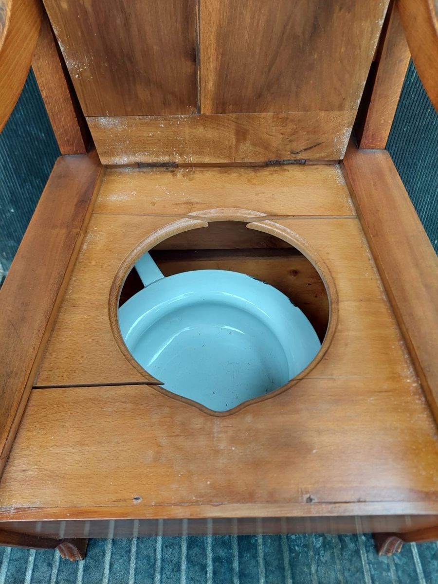 Sedie: Antiker WC-Stuhl mit Topf – Usato da Ehrendingen venduto da Mate_1 2