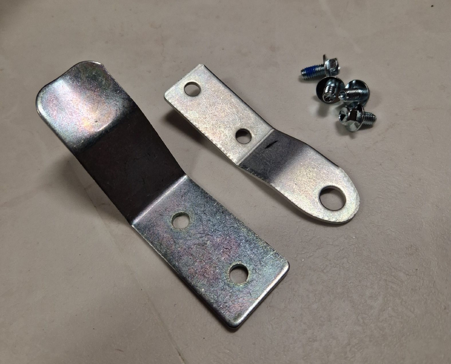 Tutti i ricambio per moto: Motorradsattel Harley Davidson fourty eight – Nuovo e nell'imballaggio originale da Dorf venduto da Messer-Schweiz 2