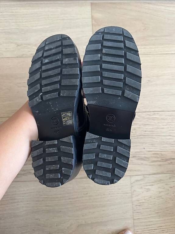 Scarpe da donna: Bottes Chanel Noir  – Usato da Genève venduto da hya_ccc8 4