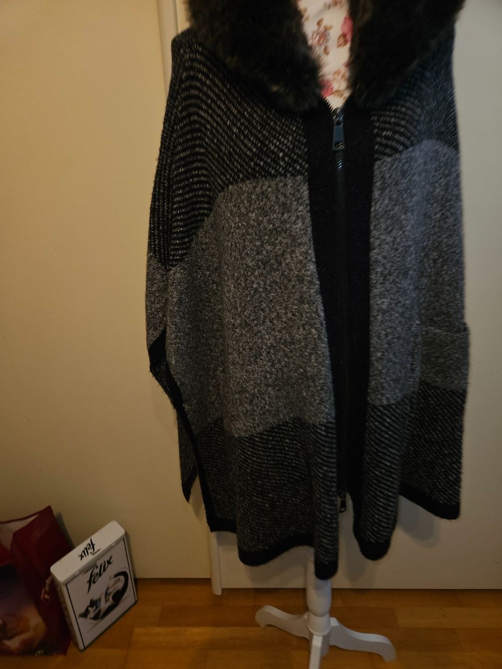 Giacche: Damen Poncko  Zara – Usato da Landquart venduto da Snug01