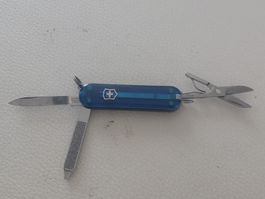 Victorinox Signature mit Kugelschreiber blau, Top Zustand 