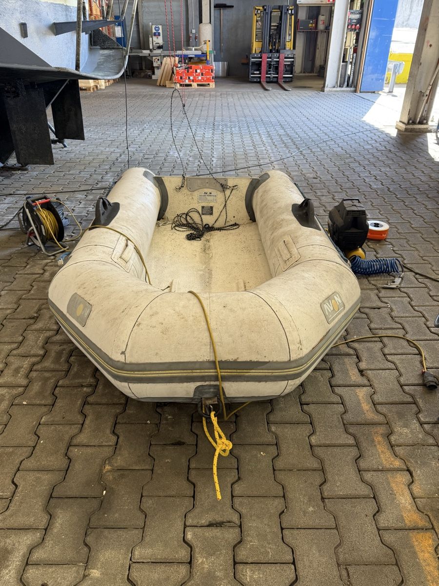 Boote: Schlauchboot mit Hartem Boden – Defekt aus Basel von ZzYyXx 2