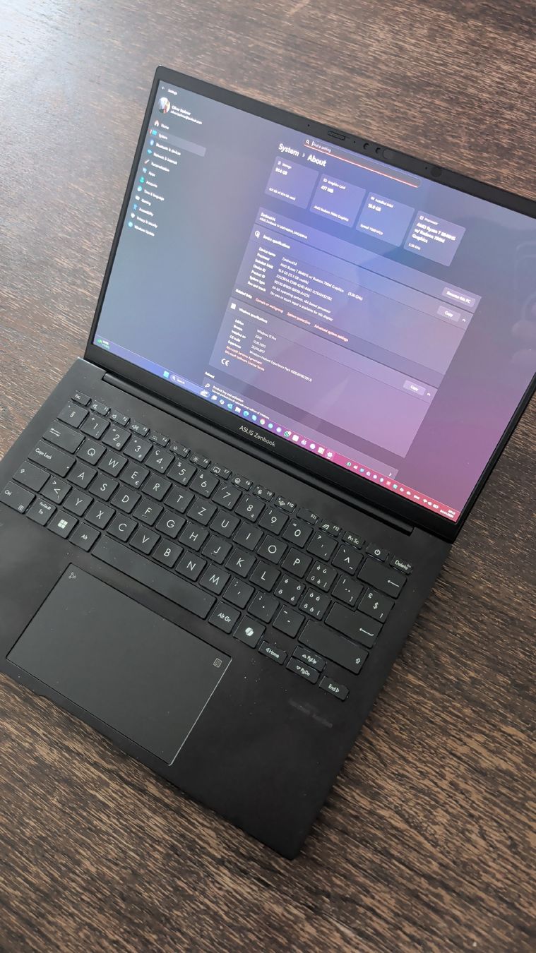 Asus Notebooks: ASUS Zenbook 14: Ryzen 7 8840HS, 16GB RAM, 1TB SSD – Gebraucht aus Düdingen von olibodmer