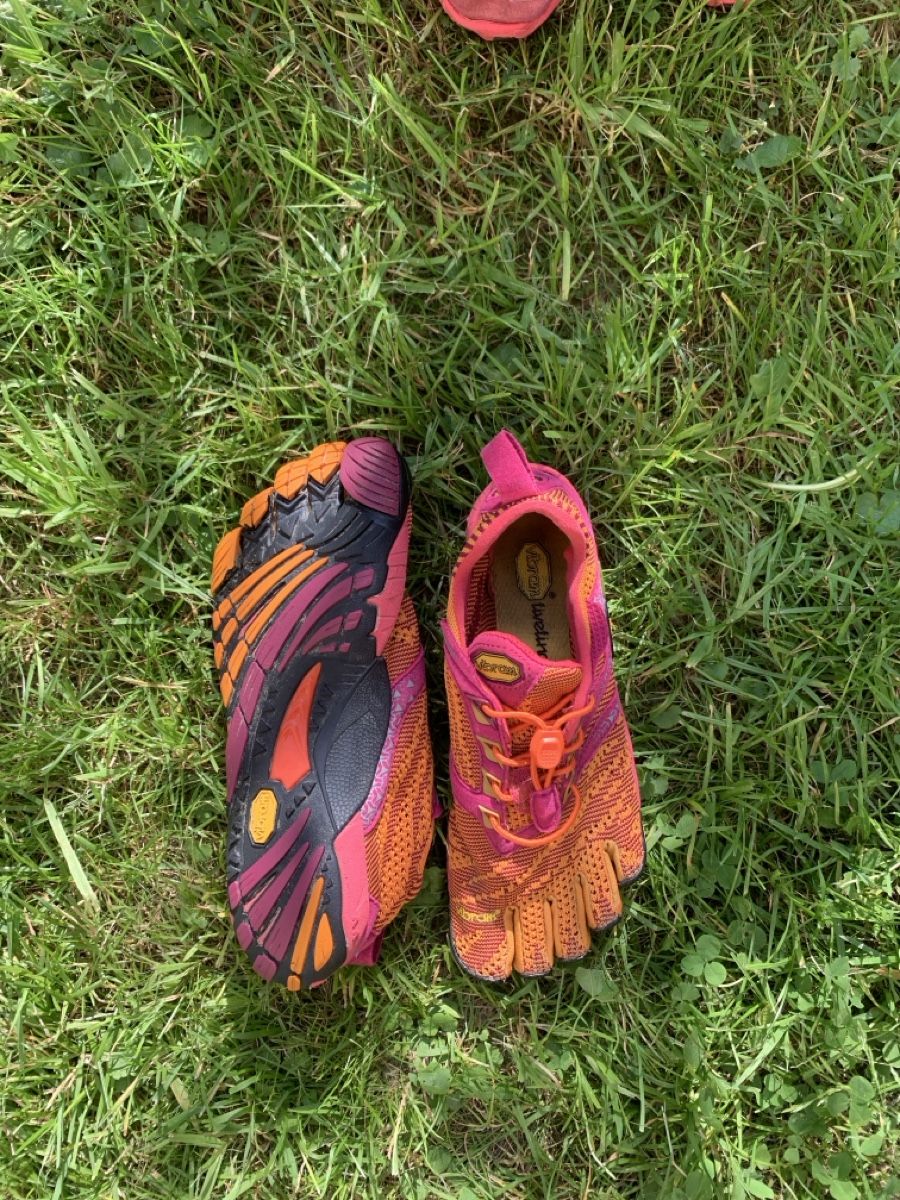 Vibram Scarpe da donna: FiveFingers Damen Grösse 37!orange/pink – Usato da Nesslau venduto da mimir111