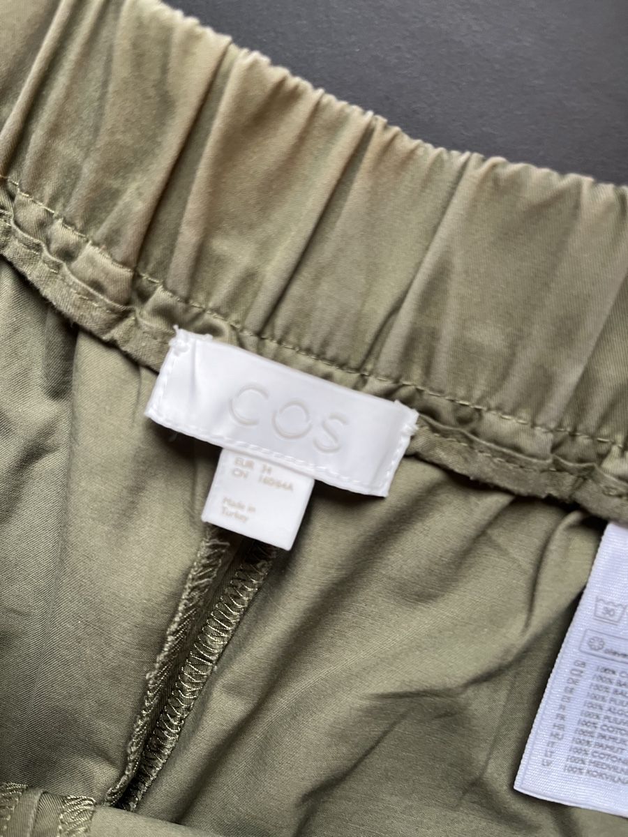 Cos Pantaloni: COS - Shorts, Gr. 34 – Usato da Zürich venduto da scke 3