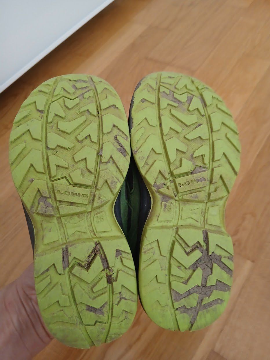 Lowa Schuhe für Jungen: Trekkingschuhe Lowa – Gebraucht aus Dübendorf von Fip05 1
