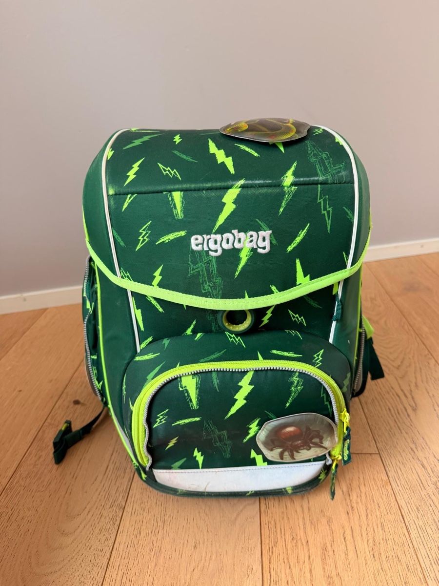 Ergobag Borse & Zaini: Ergobag Schulsack, Green Lightning Design – Usato da Oeschgen venduto da Michaelhuber020 2