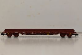Flachwagen mit Rungen Trix Spur N mit OVP