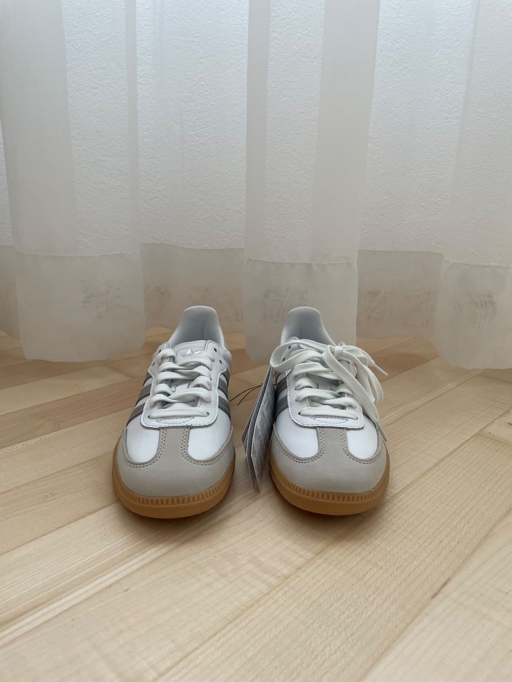 Adidas Scarpe da donna: ADIDAS Sambas weiss/silber – Nuovo e nell'imballaggio originale da Baar venduto da Beneman 1