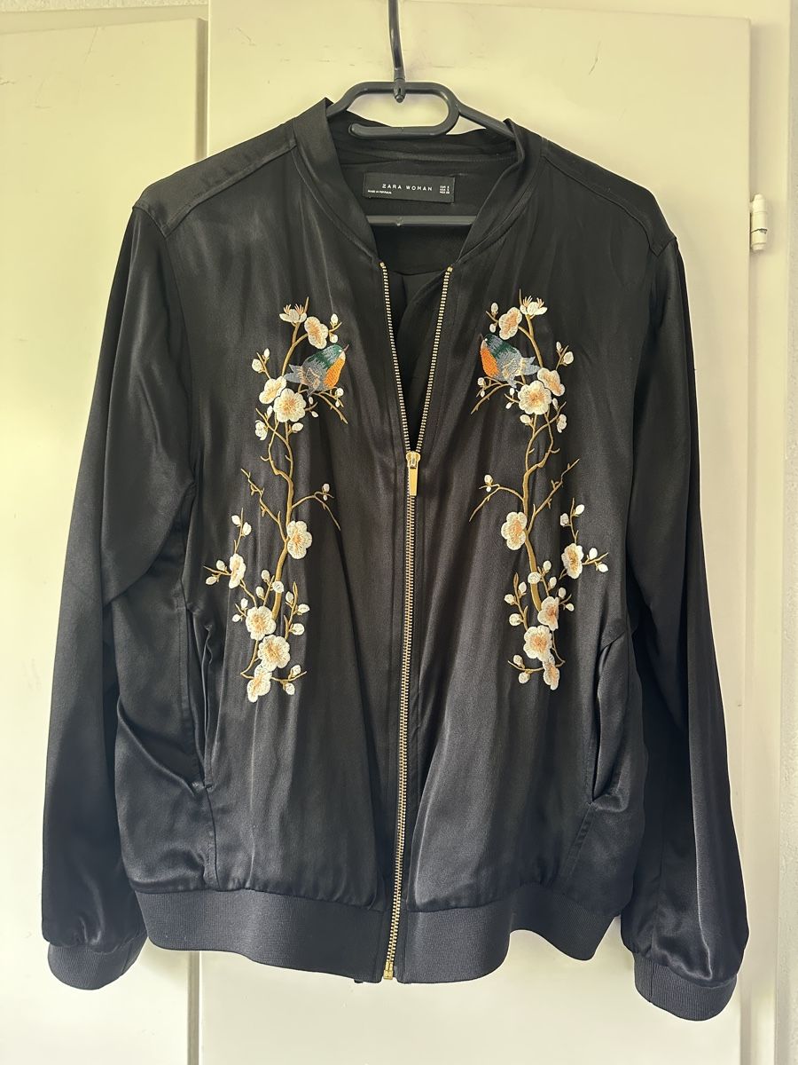 Zara Vestes: Zara Bomber Jacke – D'occasion à Zürich par cel_hr6n