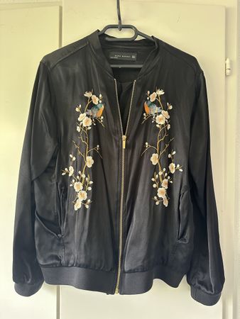 Zara Bomber Jacke