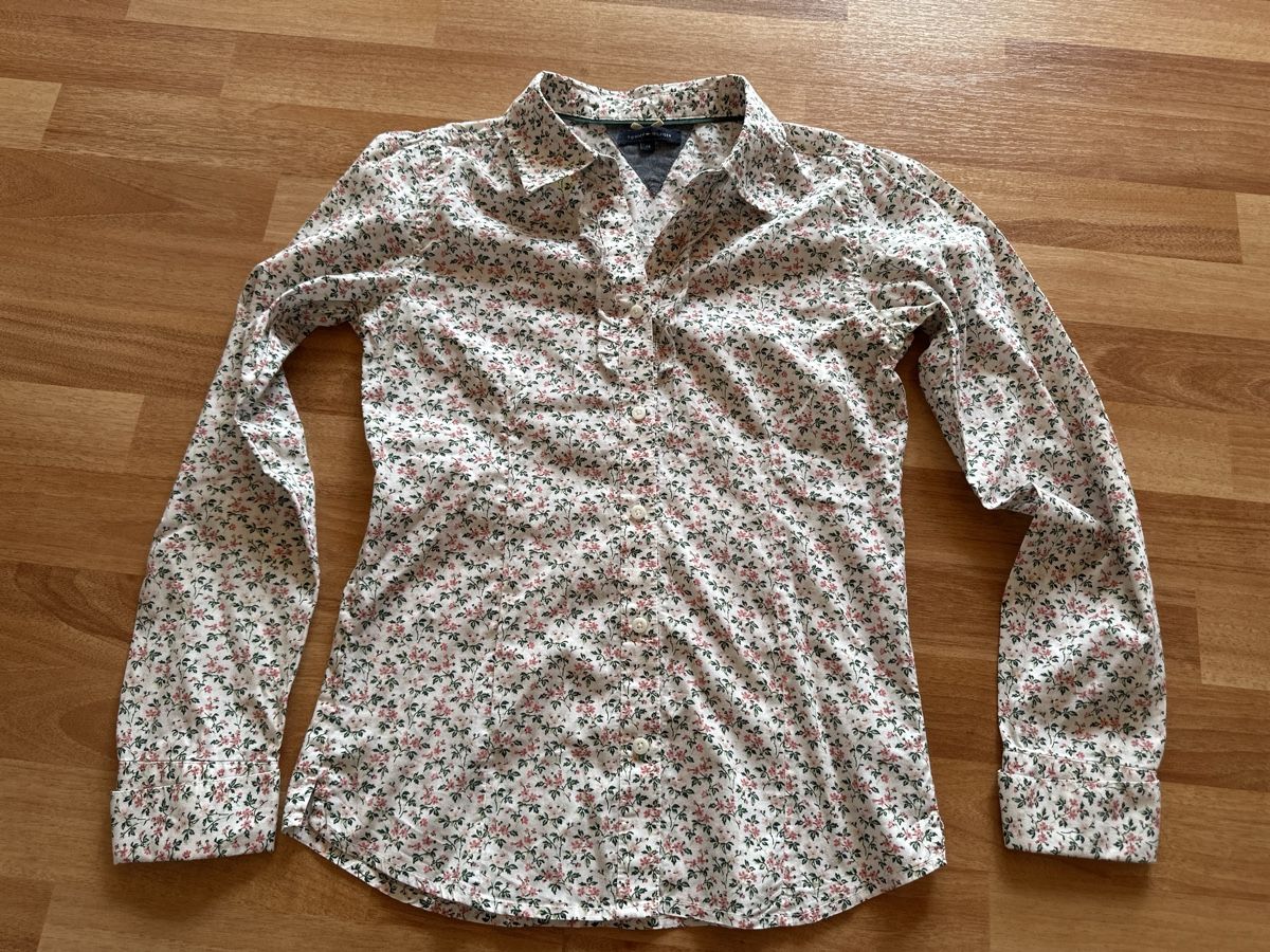 Tommy Hilfiger Camicette: Tommy Hilfiger Bluse, Gr. 14, einf. Brustweite ca. 40 cm – Usato da St.Gallen venduto da maierm01