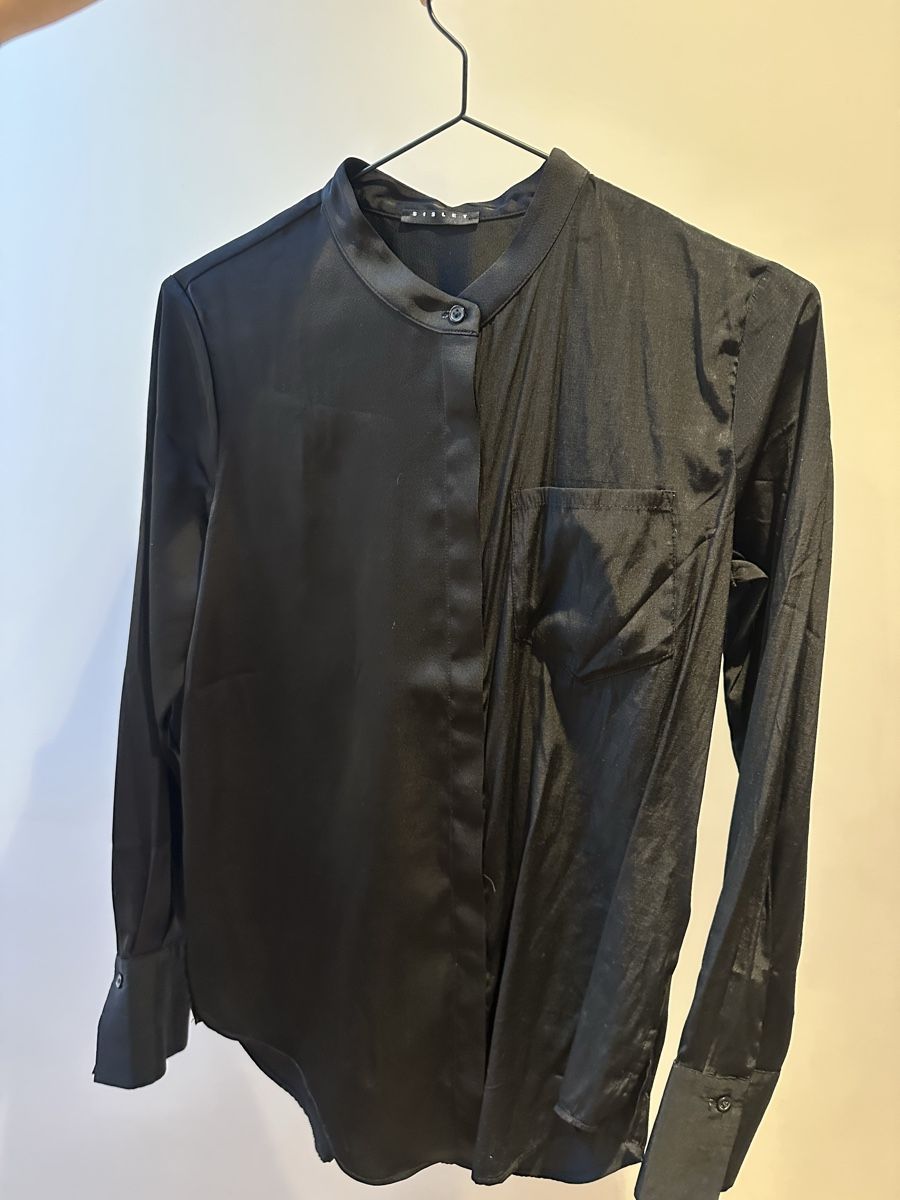 Sisley Camicette: Sisley Blouse black size XS – Nuovo (secondo la descrizione) da Zürich venduto da Isabella123
