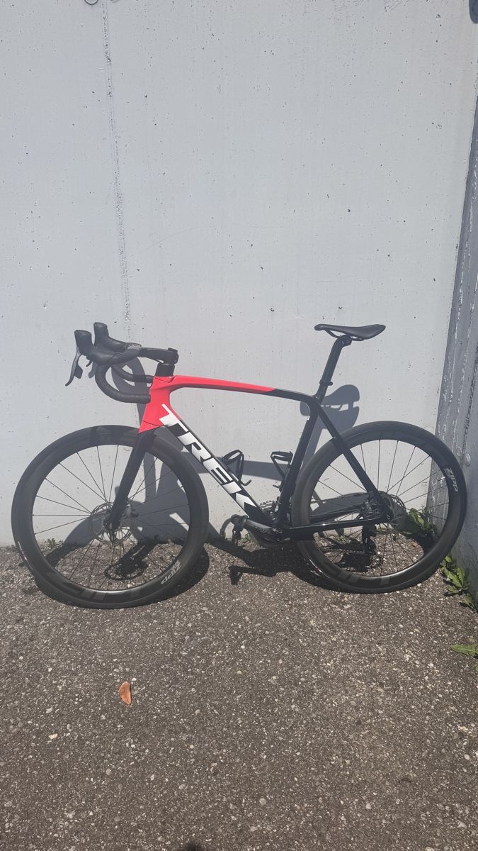 Trek Velos: Trek Madone SL6 Disc Rennrad, Grösse 58 – Gebraucht aus Münchwilen TG von terlizz1