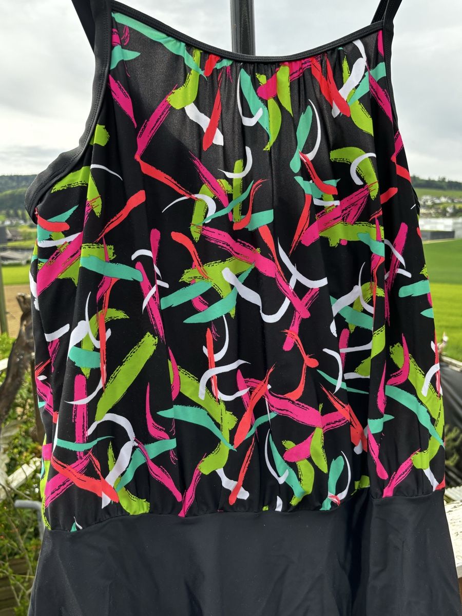 Badekleider & Bikinis: Badkleid – Gebraucht aus Walterswil SO von Sunshineyupi 1