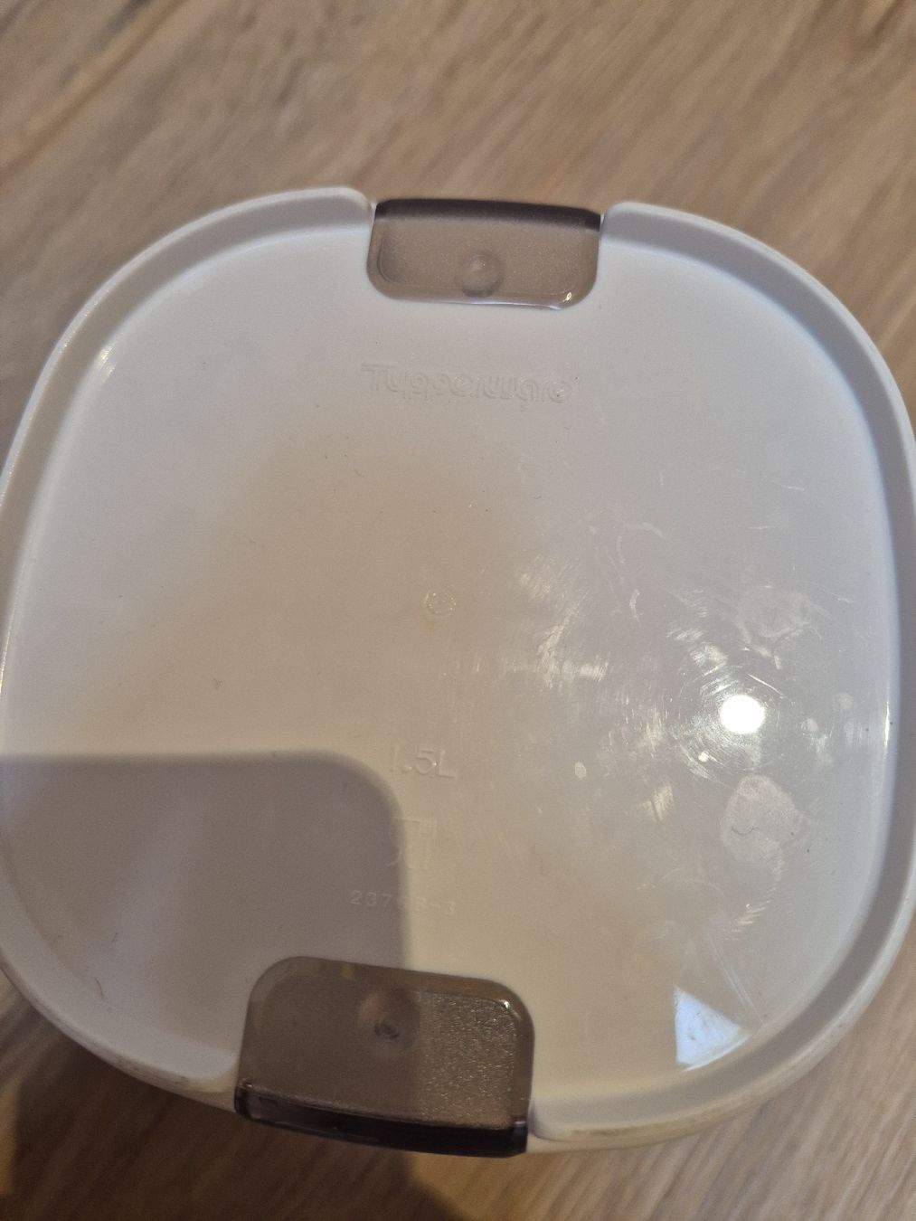 Tupperware Behälter & Ähnliches: Vorratsdose Tupperware 1.5L – Gebraucht aus St. Gallen von ali_tms5 1