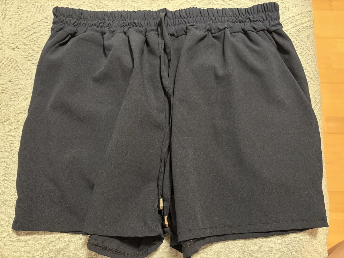 Hosen: Kurze Hose dkl blau – Gebraucht aus Kesswil von Branca-01 3