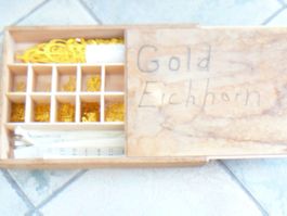 Originalschrift Eichhorn in Kiste