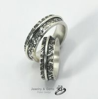 Partnerringe Cust with Ring