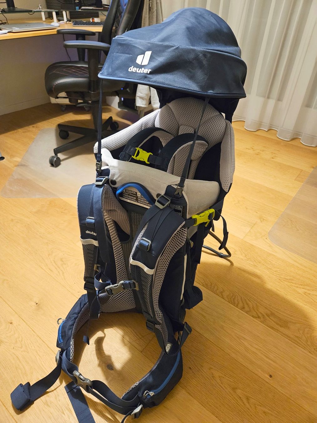 Deuter Marsupi portabebè: Deuter Kid Comfort Wanderrucksack – Usato da Wettingen venduto da iGex 1