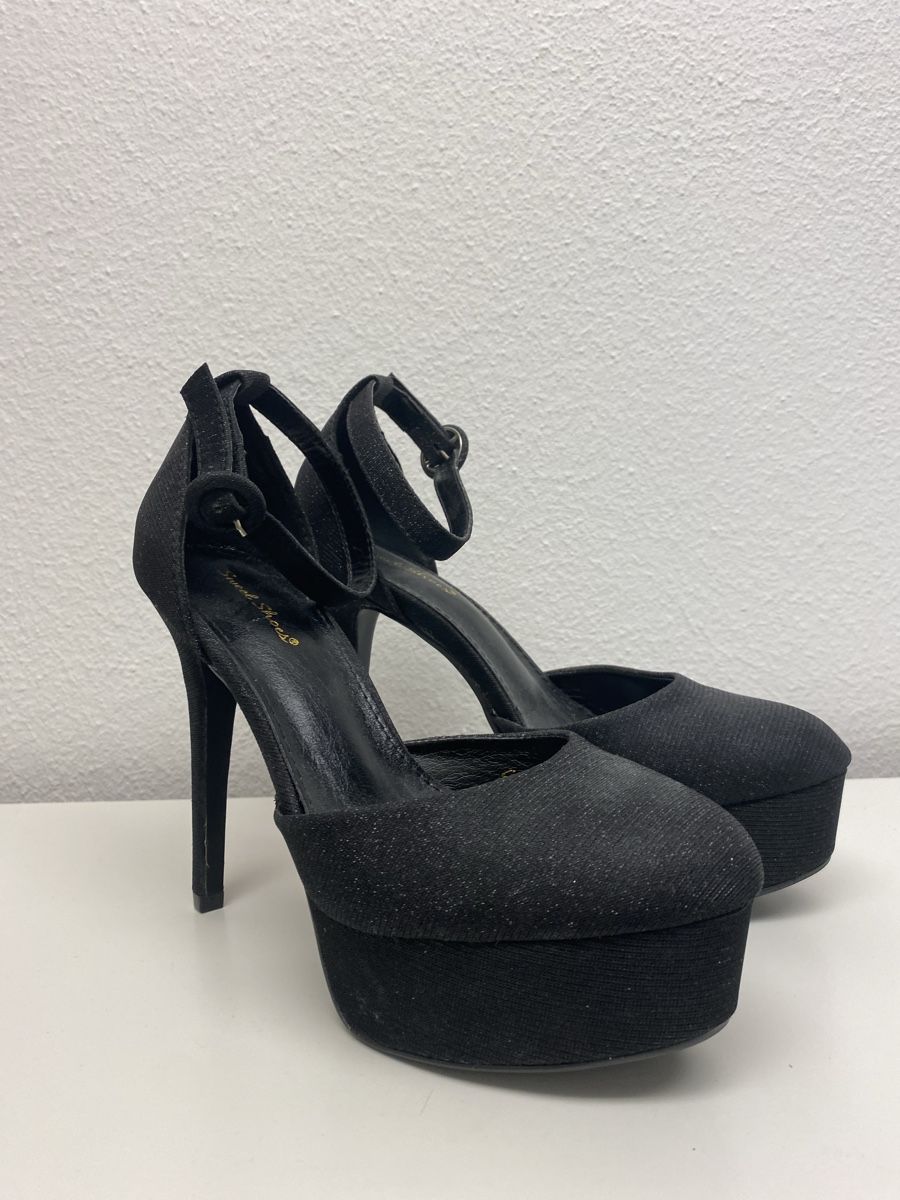 Damenschuhe: Scarpe glitterate con plateau – Neu und originalverpackt aus Stabio von sam_l8qw
