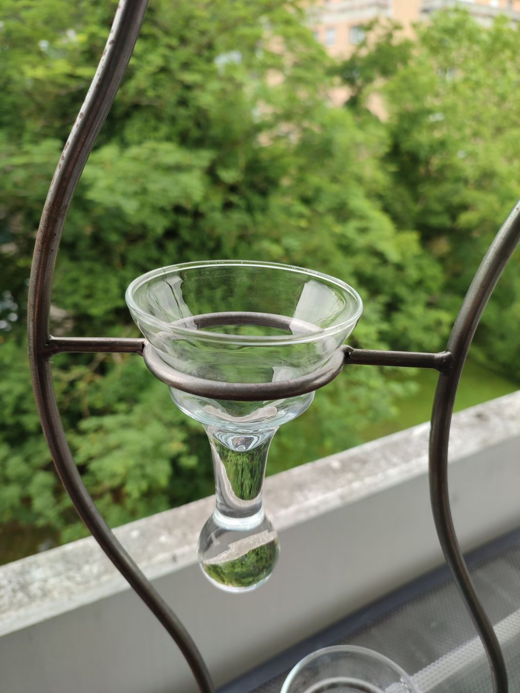 Alle Dekorationen: Eleganter Metall-Teelichthalter – Gebraucht aus Dättwil AG von PorscheFans 1