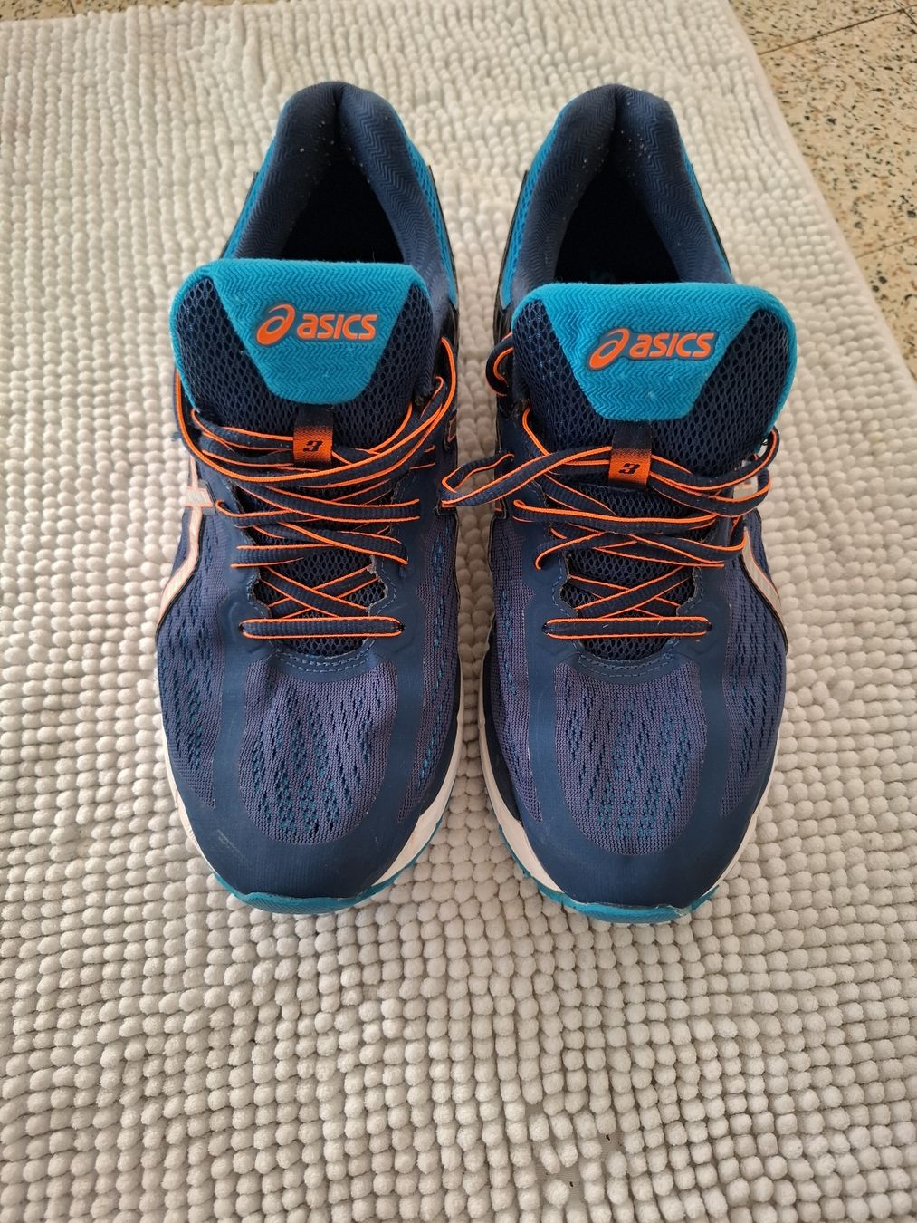 Asics Herrenschuhe: Asics Gel-Kayano baskets running bleu, taille 44.5 – Gebraucht aus Le Locle von sAm_2112