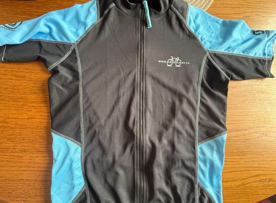 T-shirt: Velotrikot gr M – Usato da Belp venduto da Lu96