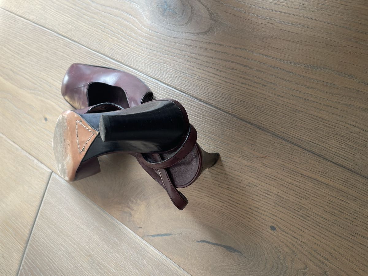 Chaussures femmes: Costume National Leder Pumps Gr. 37 – D'occasion à Richterswil par Luisavia222 3