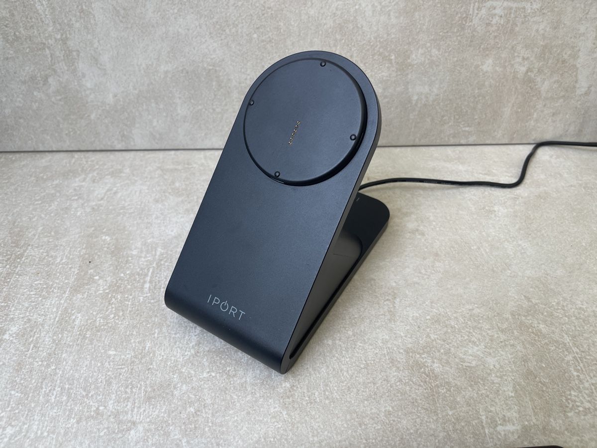 Ladegerät: IPORT Connect Pro Case + Basestation, iPad Halterung – Neu (gemäss Beschreibung) aus Langnau am Albis von spacemaene 4