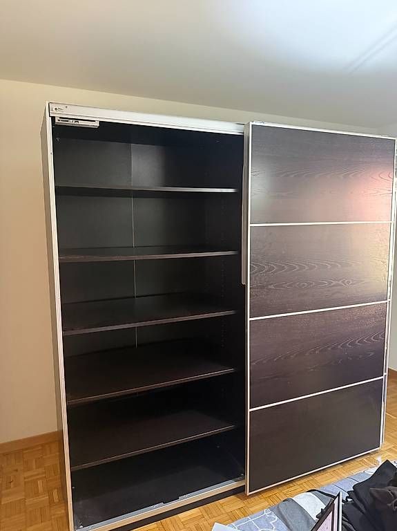 Ikea Armadi: Ikea closet – Usato da Zürich venduto da mous2708 2