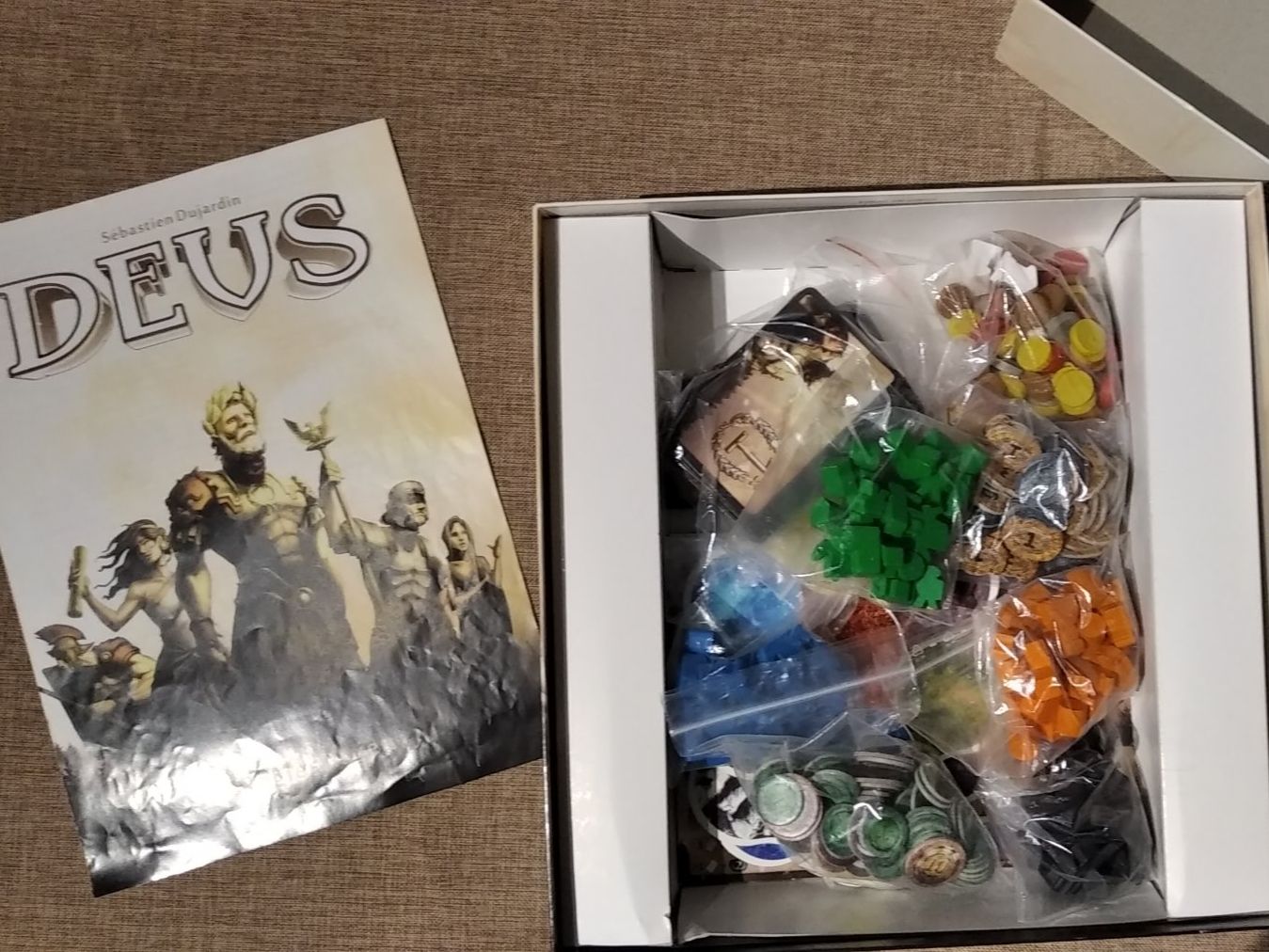 Giochi: Deus - Jeu de société – Usato da Aigle venduto da Guy-de-Gisbourne 2