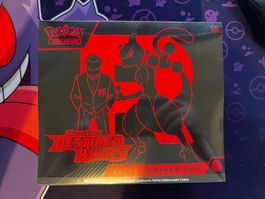 Destined Rivals Elite Trainer Box EN