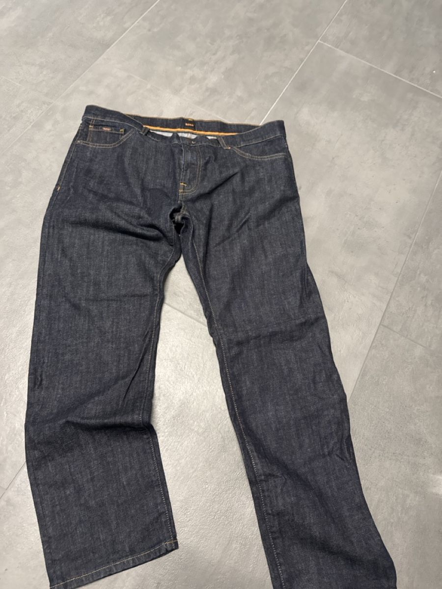 Jeans: Boss Jeans – Neu (gemäss Beschreibung) aus Schaffhausen von rigobecks