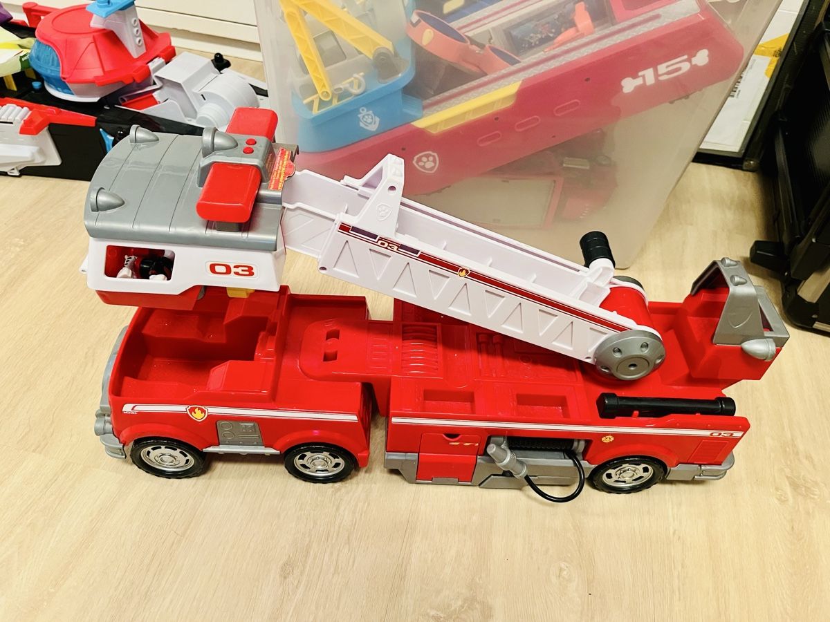 Giocattoli: Spin Master Paw Patrol Marschall Feuerwehrauto – Usato da Frauenfeld venduto da Repsol_Vani 1